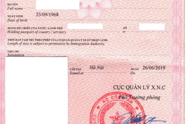 What is a Vietnam loose-leaf / sticker visa? When is it issued?